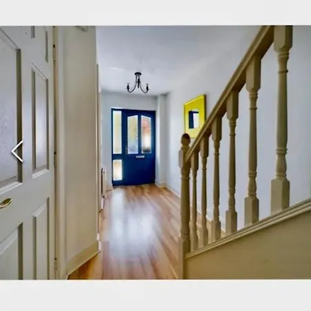 Holiday home 3 Bed Terraced House. *