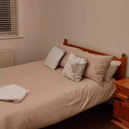 3 Bed Terraced House. *